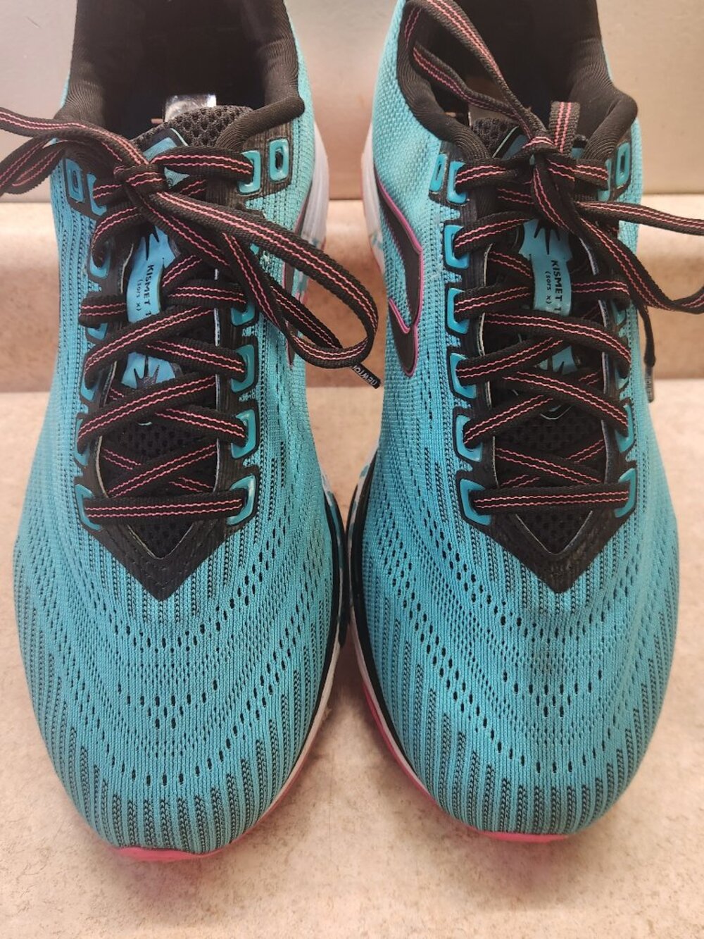 Newton Kismet 10 Teal/Pink Running Shoes Women's size 10.5